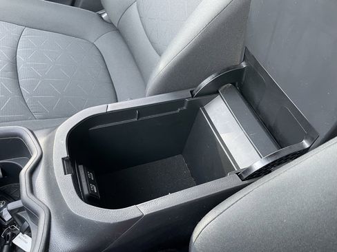 Used 2024 Toyota RAV4 XLE image 45