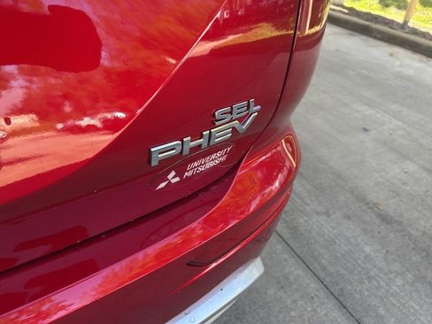 New 2025 Mitsubishi Outlander SEL image 21