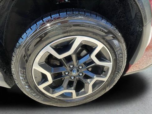 Used 2017 Subaru Crosstrek 2.0i Premium image 18