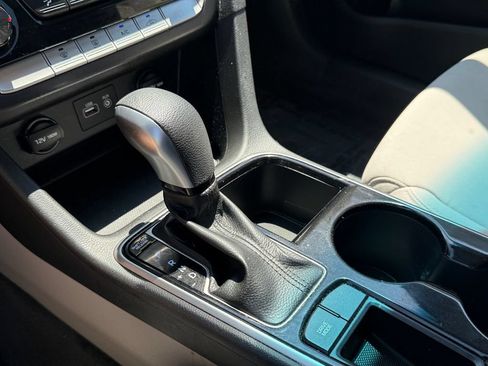Used 2019 Hyundai Sonata SE FWD image 21