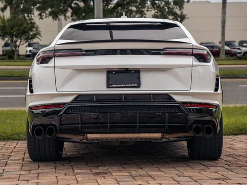 Used 2024 Lamborghini Urus S AWD/4WD image 5