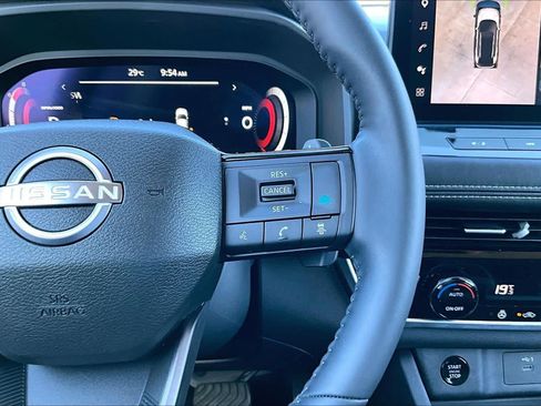 Certified 2025 Nissan Rogue SL AWD/4WD image 20
