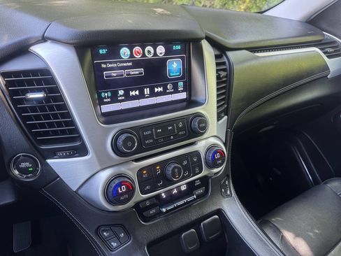 Used 2017 GMC Yukon SLT AWD/4WD image 15