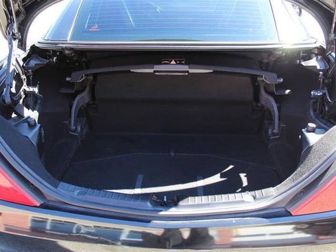 Used 2015 Mercedes-Benz SLK 250 w/ Premium Package image 35