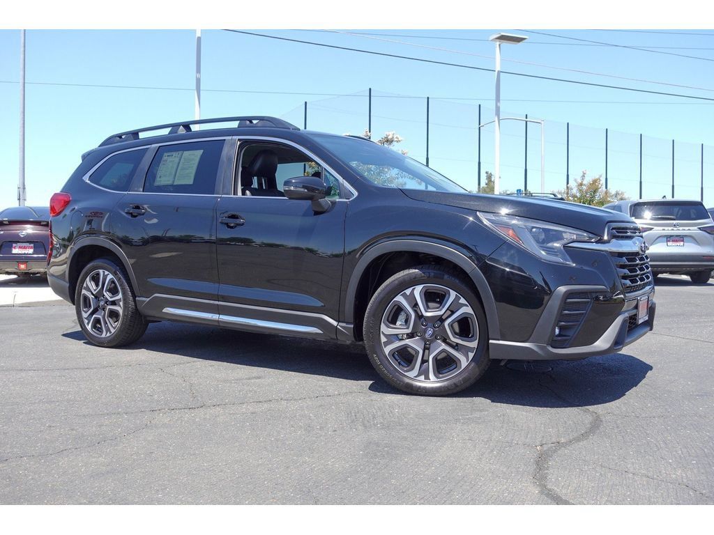 Used 2023 Subaru Ascent Limited AWD/4WD image 4