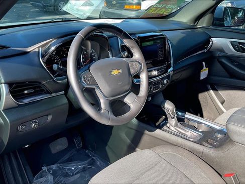Certified 2022 Chevrolet Traverse LT image 13