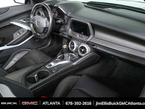 Used 2022 Chevrolet Camaro SS RWD image 26