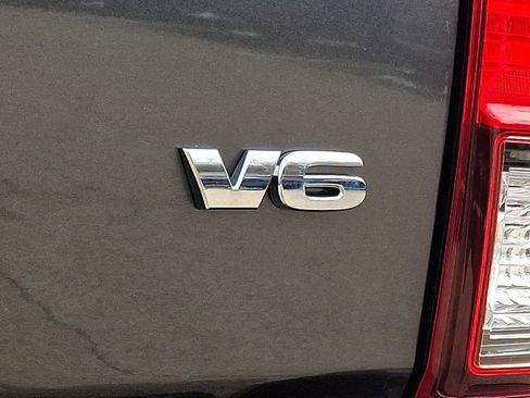 Used 2019 Toyota Tacoma TRD Sport image 30