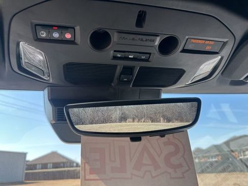 Used 2024 GMC Hummer EV 2X image 21