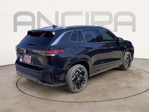 New 2026 Volkswagen Tiguan SEL R-Line AWD/4WD image 8