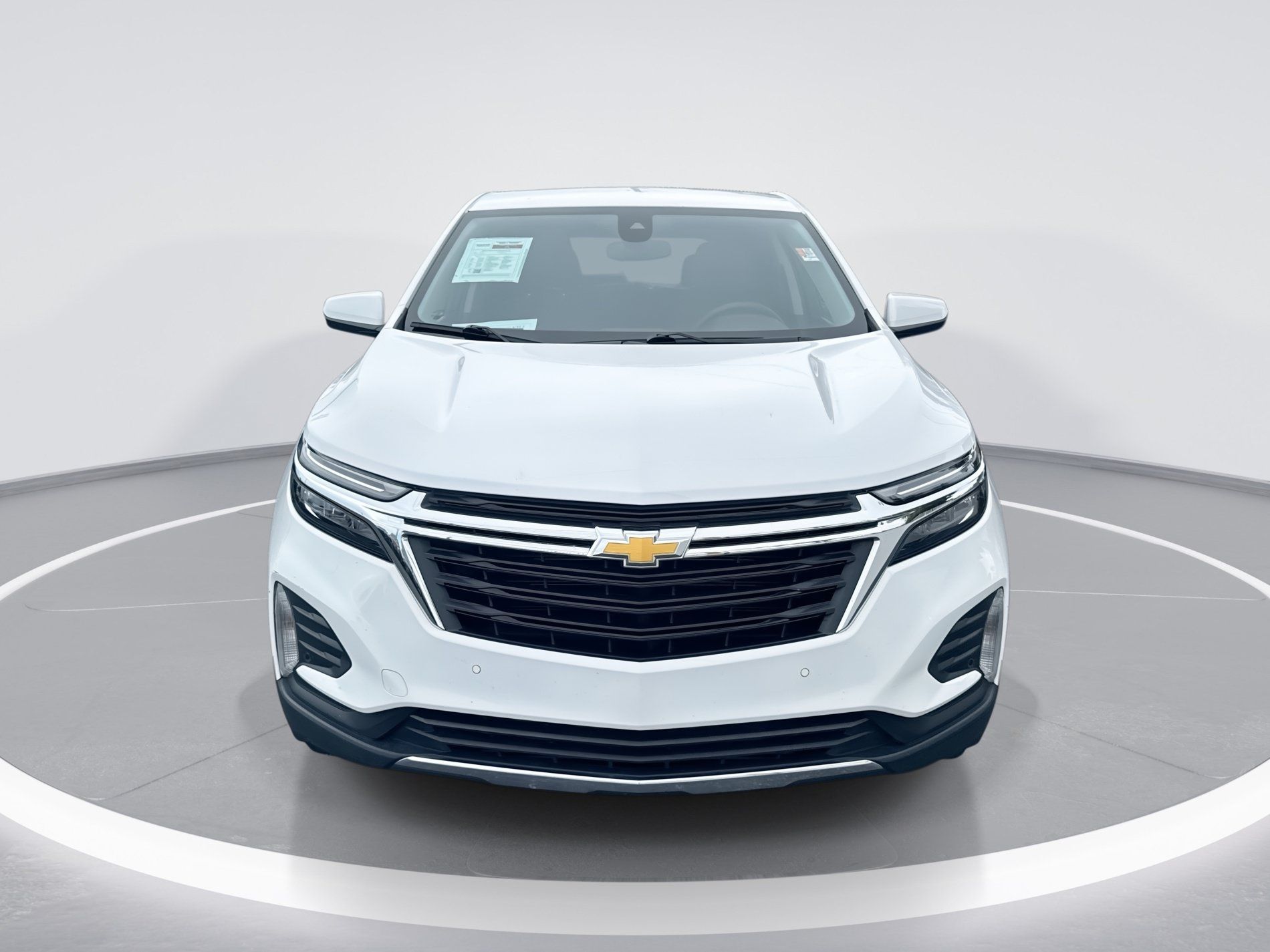 Used 2024 Chevrolet Equinox LT FWD image 9