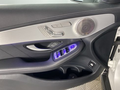 Used 2023 Mercedes-Benz GLC 300 4MATIC Coupe image 14