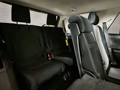 Used 2018 Toyota 4Runner SR5 RWD image 31