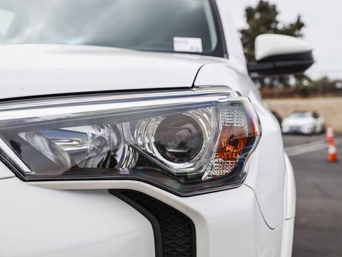 Certified 2024 Toyota 4Runner SR5 RWD image 10