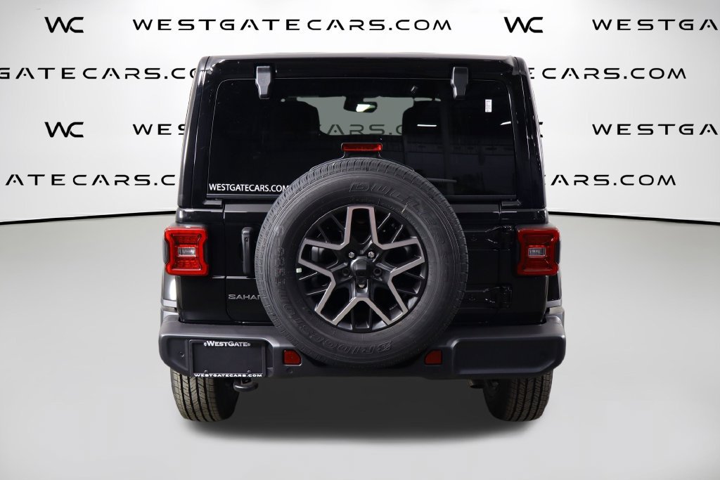 New 2027 Jeep Wrangler Unlimited Sahara AWD/4WD image 4
