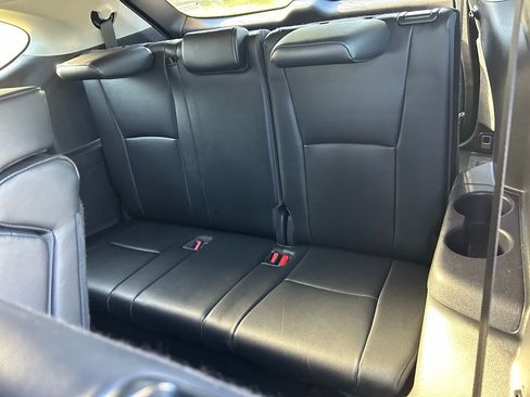 Used 2022 Toyota Highlander XLE image 12