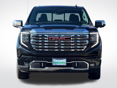 Used 2024 GMC Sierra 1500 Denali w/ Technology Package image 8
