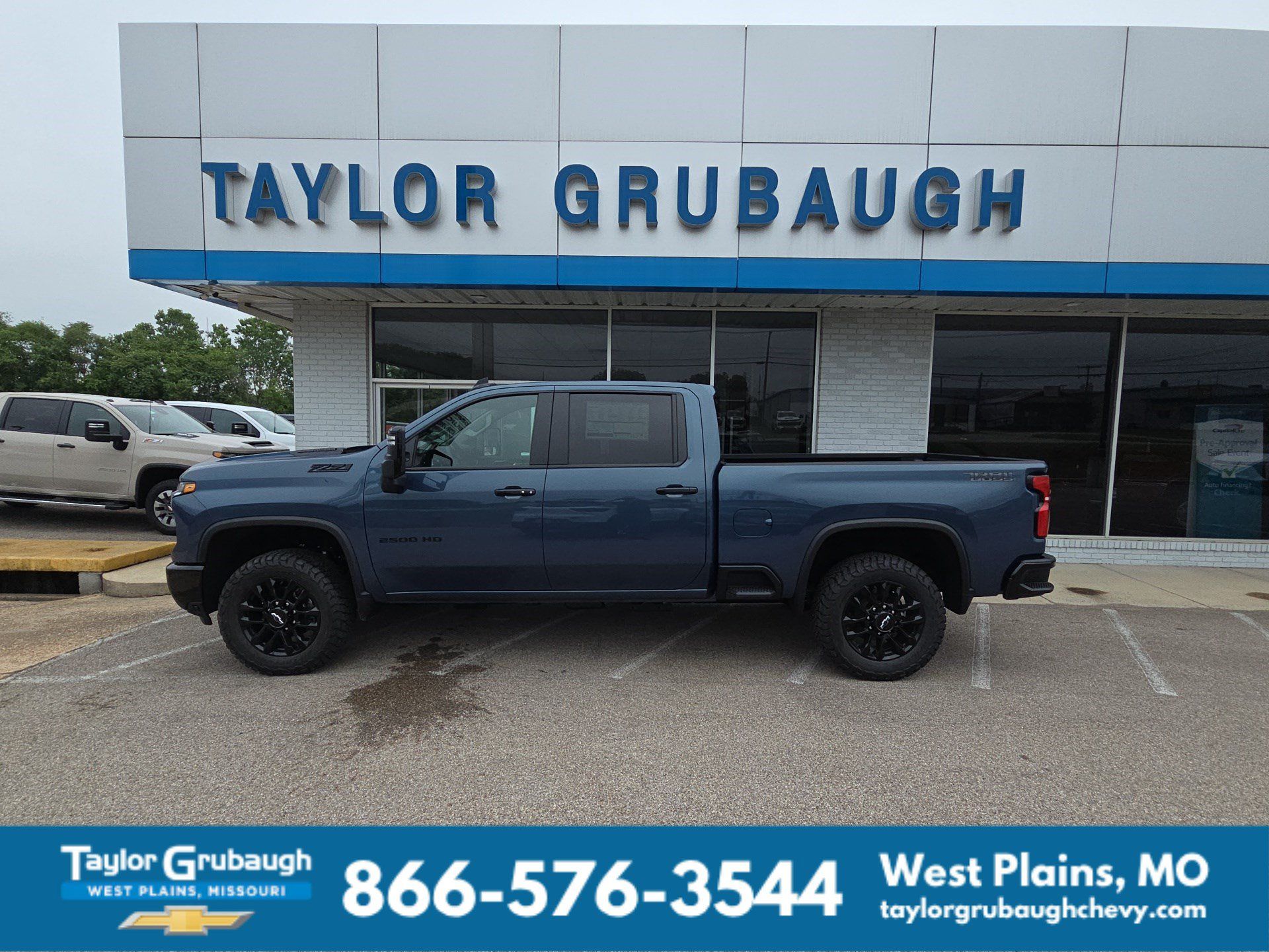 New 2026 Chevrolet Silverado 2500 LT w/ Trail Boss Package AWD/4WD image 1