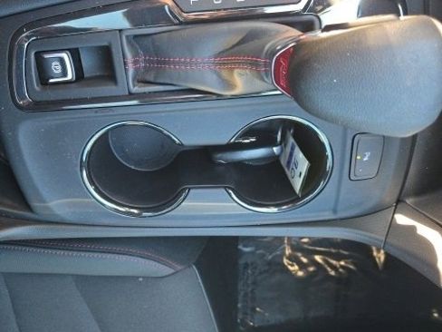 Used 2022 Chevrolet Equinox RS w/ LPO, Floor Liner Package image 20