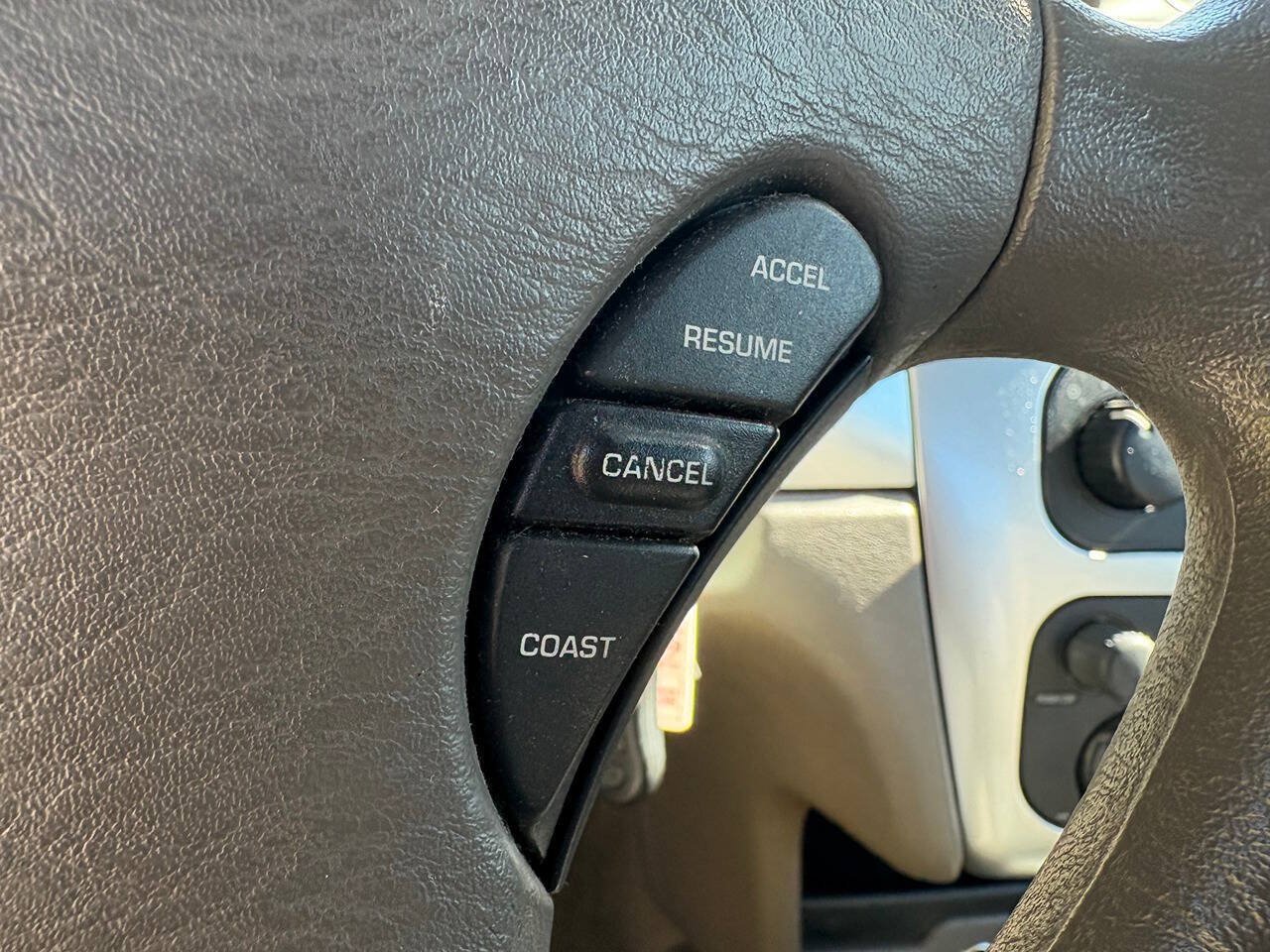 Used 2006 Chrysler Sebring Touring FWD image 16