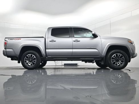 Used 2021 Toyota Tacoma TRD Sport AWD/4WD image 53