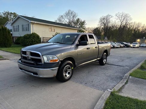 Used 2011 RAM 1500 ST w/ SXT Appearance Group image 4
