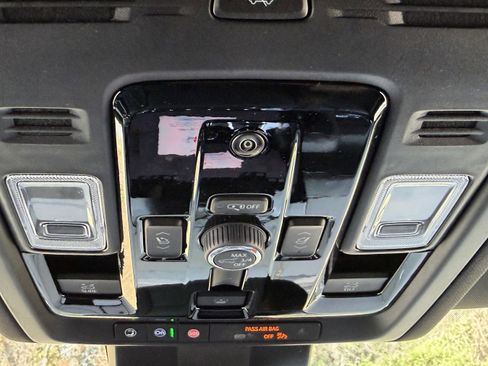 New 2026 GMC Yukon XL AT4 w/ AT4 Premium Plus Package image 35