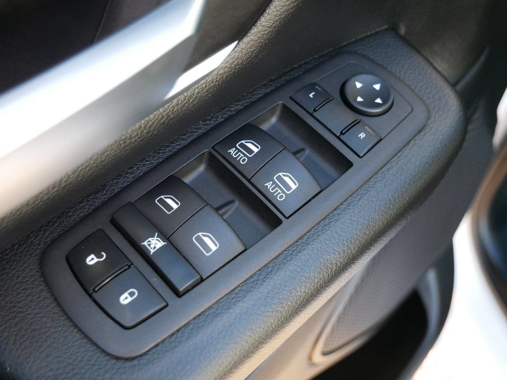 Used 2023 RAM 1500 Big Horn AWD/4WD image 13