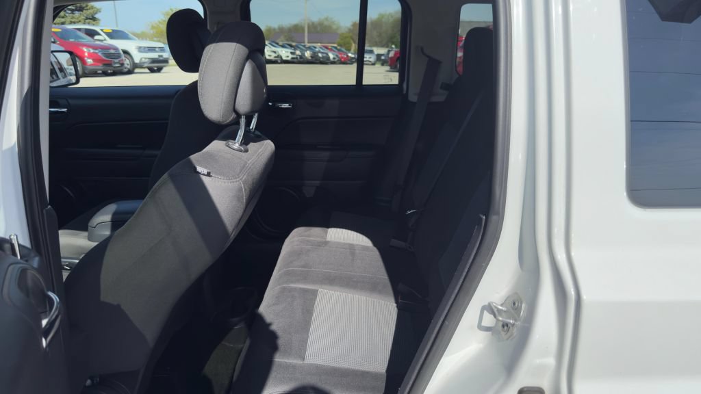 Used 2017 Jeep Patriot Sport w/ Power Value Group FWD image 20