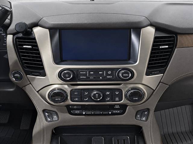Used 2020 GMC Yukon XL Denali w/ Denali Premium Package RWD image 17