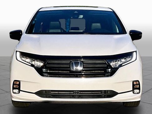 Used 2023 Honda Odyssey Sport image 4