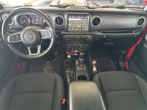 Used 2022 Jeep Wrangler Unlimited Rubicon 4xe image 24