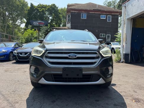 Used 2017 Ford Escape Titanium AWD/4WD image 13