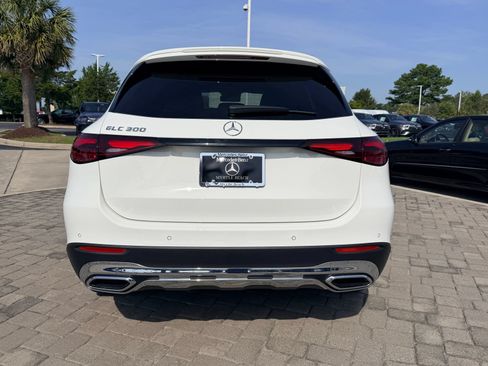 Certified 2026 Mercedes-Benz GLC 300 image 10
