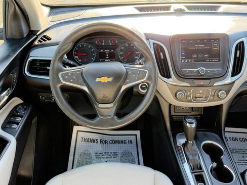Used 2019 Chevrolet Equinox LS image 27