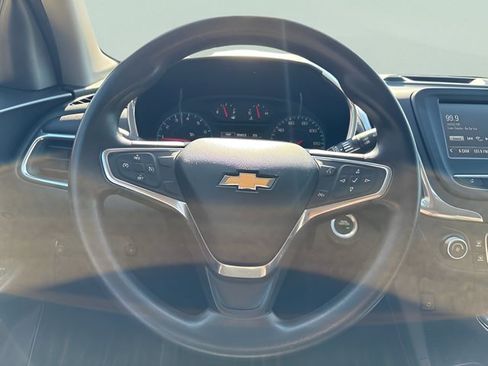 Used 2018 Chevrolet Equinox LT FWD image 20