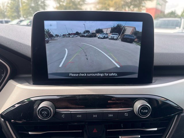 Used 2020 Ford Escape SE FWD image 11