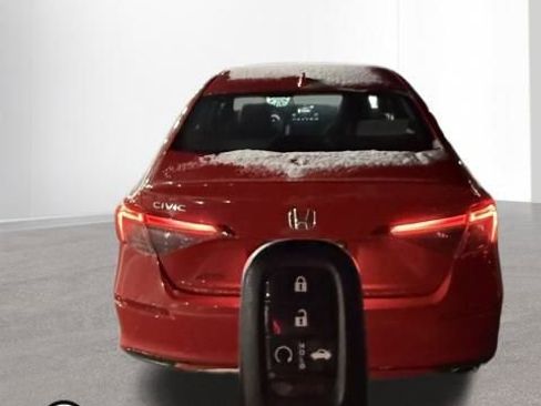 Used 2025 Honda Civic Sport image 6