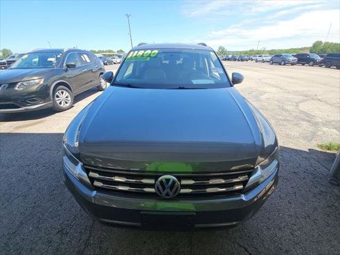 Used 2020 Volkswagen Tiguan S FWD image 3