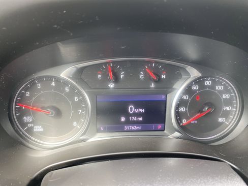 Used 2022 GMC Terrain AT4 image 17