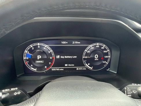 Used 2024 Mitsubishi Outlander SE Black Edition FWD image 18