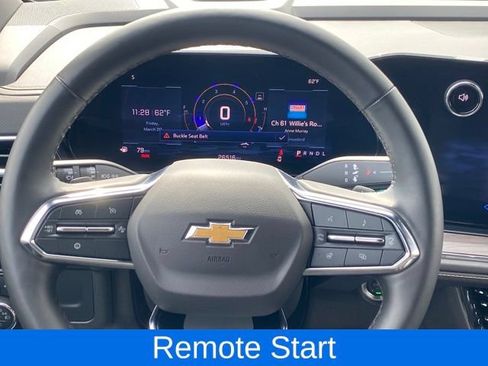Used 2025 Chevrolet Tahoe Premier RWD image 9