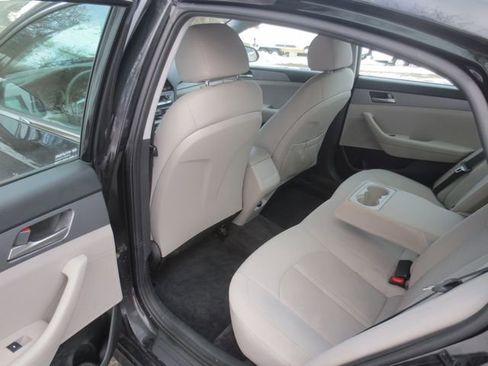 Used 2019 Hyundai Sonata SE image 10