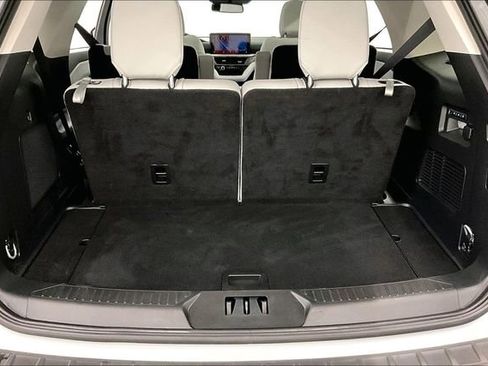 Used 2025 Ford Explorer Platinum w/ LUX Leather Package AWD/4WD image 43