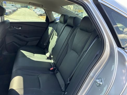 Certified 2025 Honda Accord Touring image 32