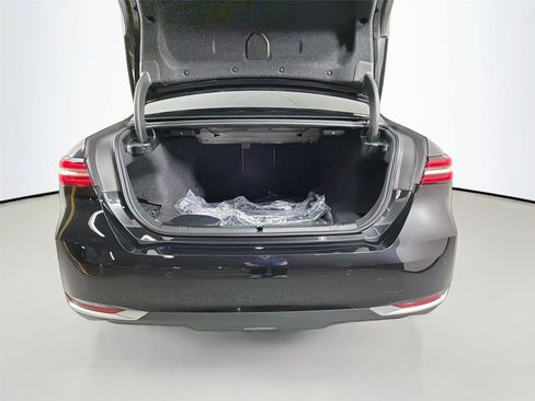 New 2026 BMW 530i xDrive w/ Premium Package AWD/4WD image 49