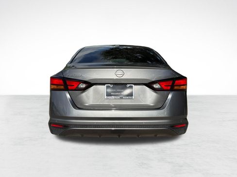 Used 2025 Nissan Altima 2.5 SV FWD image 10