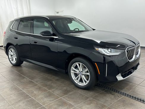 Used 2025 BMW X3 xDrive30i w/ Convenience Package image 6