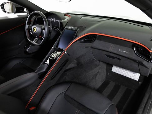 Used 2021 Ferrari Roma image 32