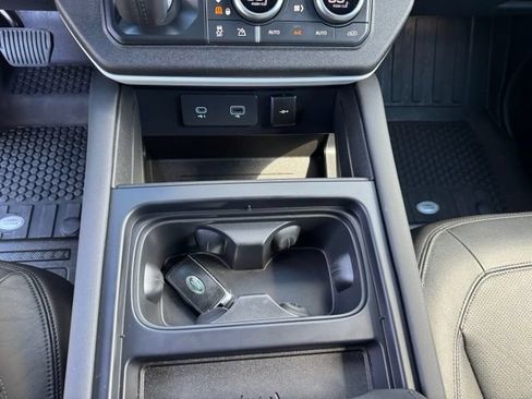 Used 2024 Land Rover Defender 110 S AWD/4WD image 33